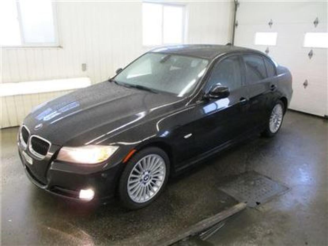 Used 2011 BMW 323 Luxury Luxury for sale in Saint-jerome, QC