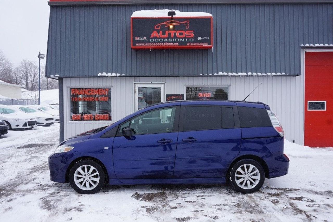 <a href=https://www.autosoccasions.ca/occasion/Mazda-5-2007.html>https://www.autosoccasions.ca/occasion/Mazda-5-2007.html</a>

MAZDA 5 GS 2007 FAMILIAL MAZDA5 Édition GS 4cyl 2.3 Litres ** FULL ÉQUIPÉ A/C ATTACHE REMORQUE -- TRANSMISSION MANUELLE 5 VITESSES -- AVEC SEULEMENT 133 000 KM CERTIFIÉ / ANCIEN PROPRIÉTAIRE MONSIEUR 67 ANS : ENTRETENUE AVEC SOIN / 4 CYLINDRES 2.3 Litres TRÈS ÉCONOMIQUE ET FIABILITÉ RECONNUE (JAMAIS ACCIDENTÉ : RAPPORT CARPROOF DISPONIBLE) COULEUR EXTÉRIEUR BLEU FONCÉ, INTÉRIEUR NOIR / GRIS FONCÉ *** VÉHICULE EN EXCELLENTE CONDITION MÉCANIQUE : CARROSSERIE TRÈS PROPRE : PRÊT À PARTIR *** AUCUNE GARANTIE -- POSSIBILITÉ DE GARANTIE PROLONGÉE À PRIX IMBATTABLE. ÉQUIPEMENT COMPLET GS : AIR CLIMATISÉ - RÉGULATEUR DE VITESSES - TÉLÉVROUILLAGE À DISTANCE - JANTES 16 POUCES / PNEUS DHIVER EXCELLENT - ORDINATEUR DE BORD - LECTEUR CD Mp3 - CHARGEUR 6 CD - CONTRÔLE AUDIO VOLANT - GROUPES ÉLECTRIQUES COMPLETS - TRACTION CONTRÔLE - ATTACHE REMORQUE - VOLANT AJUSTABLE === POUR PLUS DINFORMATION DEMANDEZ (DAVID.LAMONTAGNE) 418-903-5882 // 418-931-4036 Cell === NOUS SOMMES OUVERTS 6 JOURS : 2430 BOUL GUILLAUME-COUTURE, LÉVIS G6W-2R5 : AU PLAISIR DE VOUS SERVIR WWW.AUTOSOCCASIONS.CA