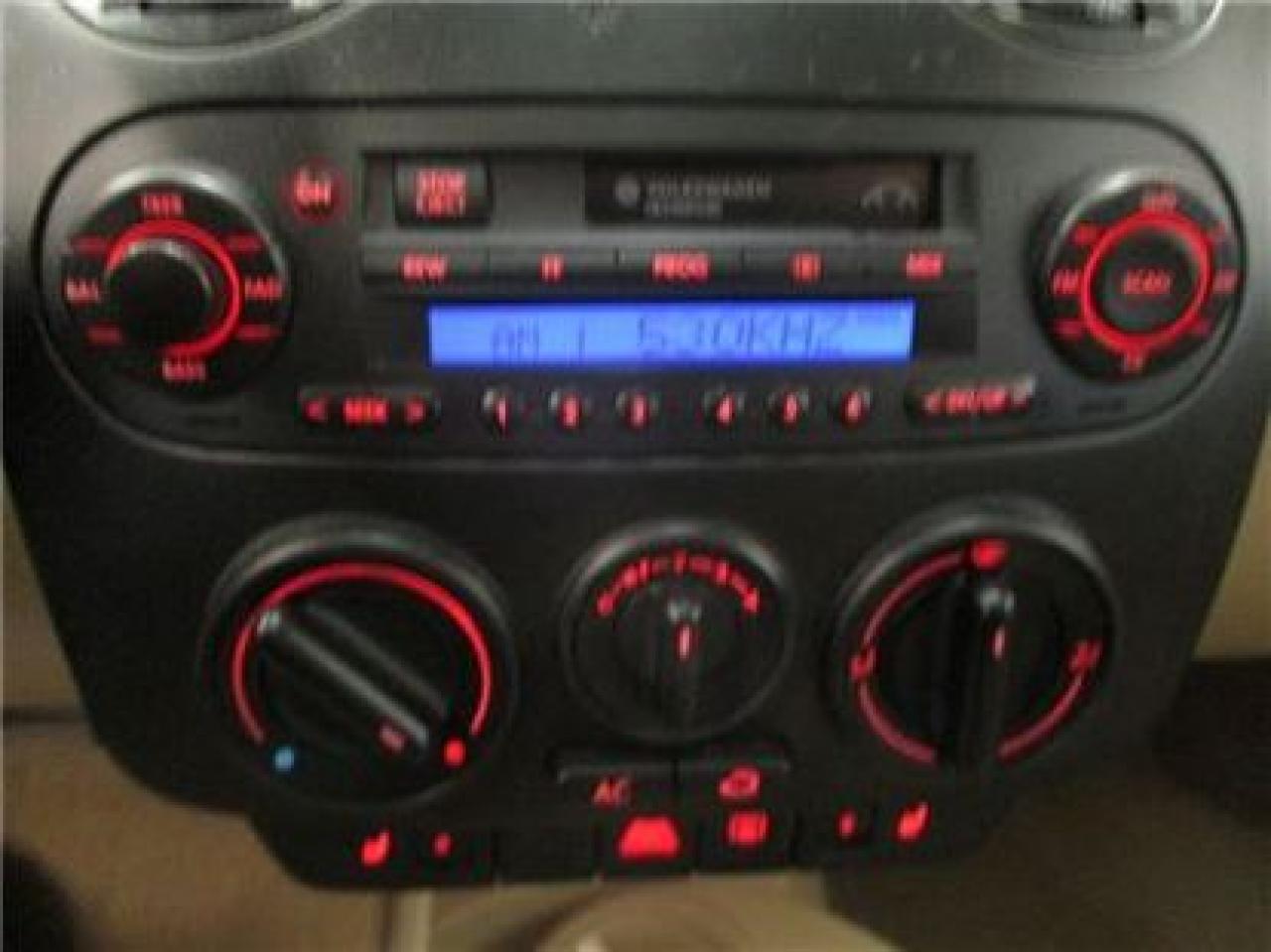 665943