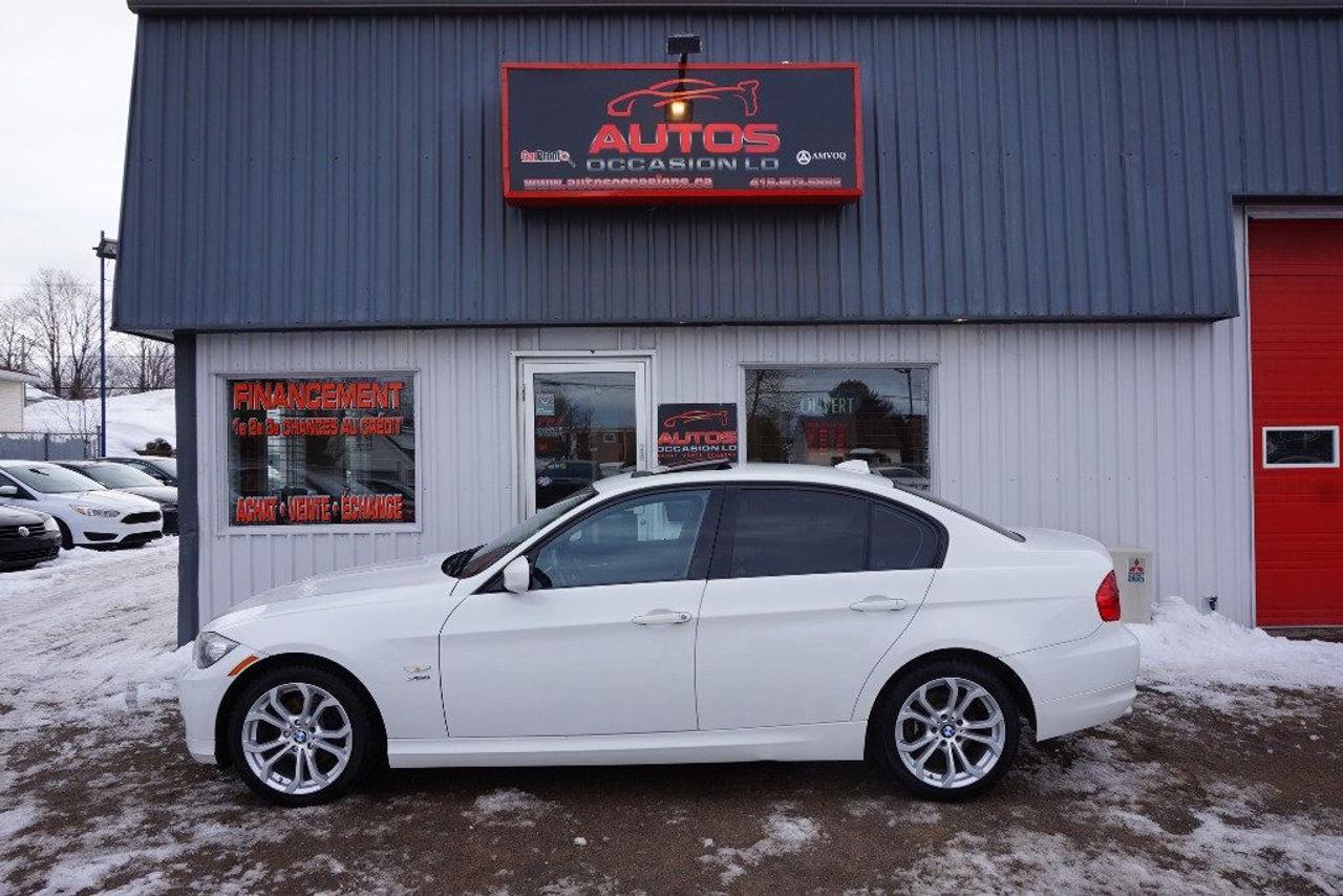 <a href=https://www.autosoccasions.ca/occasion/BMW-328-2011.html>https://www.autosoccasions.ca/occasion/BMW-328-2011.html</a>

BMW SERIE 328i XDRIVE 2011 Édition Sport Package 328 I xDrive 6cyl 3.0 Litres AWD TRACTION INTÉGRALE ** FULL ÉQUIPÉ CUIR TOIT GPS NAVI TOIT OUVRANT -- TRANSMISSION MANUELLE 6 VITESSES -- AVEC SEULEMENT 152 000 KM CERTIFIÉ / 6 CYLINDRES 3.0 Litres ÉCONOMIQUE, DURABLE ET TRÈS LUXUEUX (RAPPORT CARPROOF INCLUS) COULEUR EXTÉRIEUR BLANC, INTÉRIEUR EN CUIR NOIR / SIÈGES SPORT AJUSTABLE,CHAUFFANTS,ÉLECTRIQUES,MÉMOIRES. INSPECTION COMPLÈTE INCLUSE -- ÉCHANGE ACCEPTÉ -- FINANCEMENT SUR PLACE À PARTIR 4.99 % -- GARANTIE INCLUS : 1 MOIS OU 1700 KM MOTOPROPULSEUR -- POSSIBILITÉ DE GARANTIE PROLONGÉE À PRIX IMBATTABLE. ÉQUIPEMENT COMPLET 328i XDRIVE SPORT PKG : AIR CLIMATISÉ - RÉGULATEUR DE VITESSES - SYSTÈME NAVIGATION ET GPS - DÉMARRAGE SANS CLÉ - PHARE ANTI-BROUILLARD - TOIT OUVRANT ÉLECTRIQUE - JANTES 17 POUCES / PNEUS DHIVER EXCELLENT - SIÈGES SPORT EN CUIR/CHAUFFANTS/ÉLECTRIQUES - ORDINATEUR DE BORD - LECTEUR CD-Mp3 - CONTRÔLE AUDIO VOLANT - BLUETOOTH/TÉLÉPHONE - TRACTION CONTRÔLE - VOLANT AJUSTABLE === POUR PLUS DINFORMATION DEMANDEZ (DAVID.LAMONTAGNE) 418-903-5882 // 418-931-4036 Cell === FINANCEMENT FACILE SUR PLACE 4.99 % NOUS SOMMES OUVERTS 6 JOURS : 2430 BOUL GUILLAUME-COUTURE, LÉVIS G6W-2R5 : AU PLAISIR DE VOUS SERVIR WWW.AUTOSOCCASIONS.CA