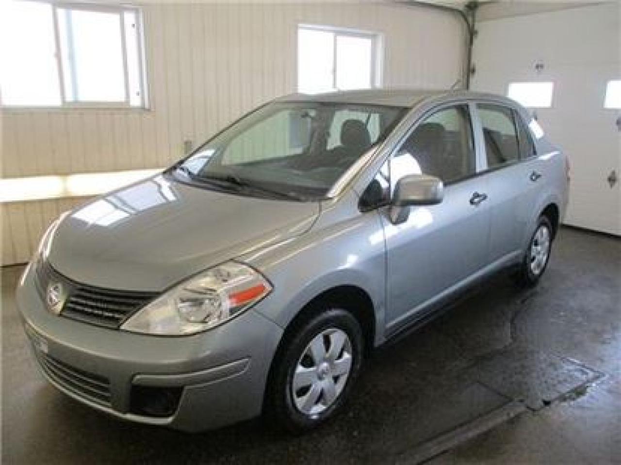 Used 2010 Nissan Versa 1.6 for sale in Saint-jerome, QC