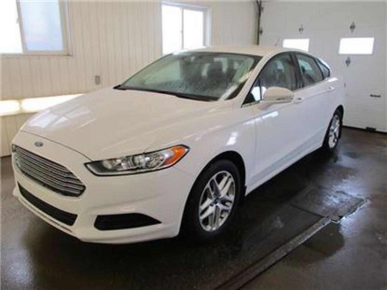 Used 2013 Ford Fusion Se/bluetooth/sieges for sale in Saint-jerome, QC