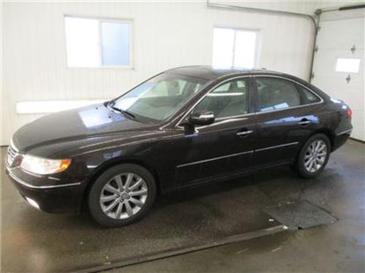 Used 2010 Hyundai Genesis V6 for sale in Saint-jerome, QC