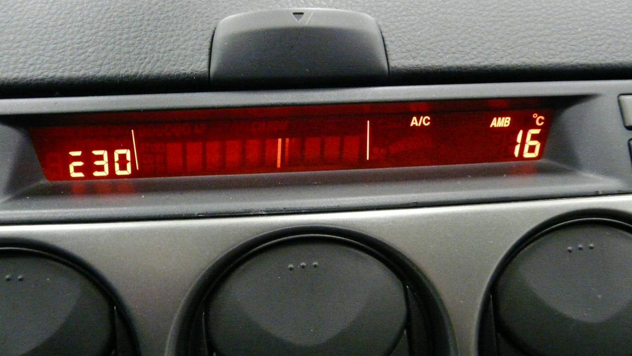 666089.11720661
