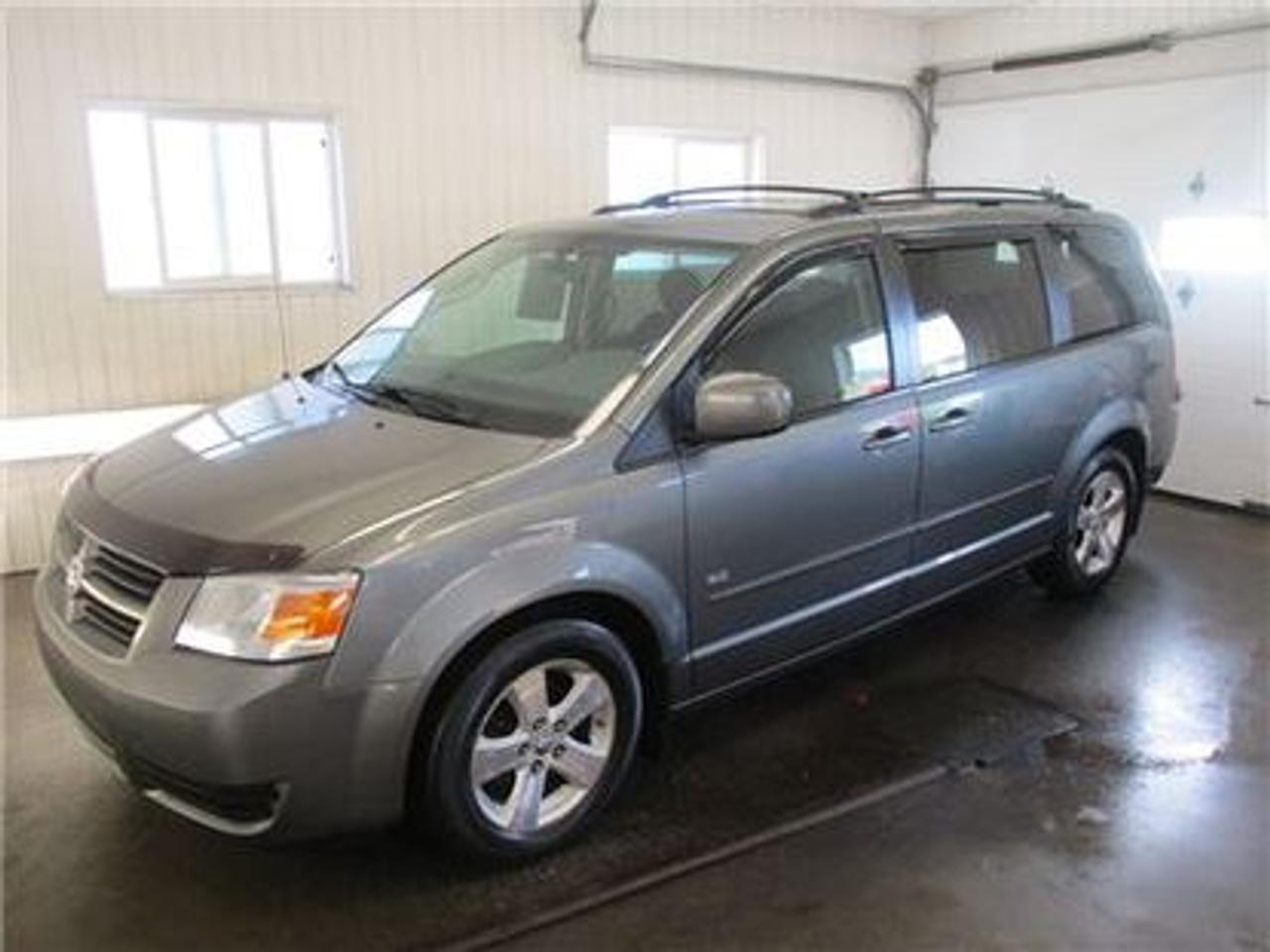 <a href=https://www.autoaubaine.com/Dodge-Grand Caravan-c6926699.html>https://www.autoaubaine.com/Dodge-Grand Caravan-c6926699.html</a>

Ouvert 7 jours!!! Véhicule de qualité, inspecté et réparé par notre équipe passionnée. Depuis 21 ans à lécoute de vos besoins en matière de véhicules doccasions.                **** Les Automobiles 2000. Entreprise familiale spécialisée dans la vente de véhicules doccasion à St-Jérôme depuis plus de 21 ans. Spécialistes en financement 1ere, 2eime et 3ieme chance au crédit. Situé à 30 minutes de Montréal et à 3 minutes de lAutoroute 15. WWW.AUTOMOBILES2000.CA Notre mission est doffrir à nos nombreux clients le meilleur produit au meilleur prix.         **** Les Automobiles 2000. Family business specialize in uses cars sales. Located in St-Jérôme since over 21 years. Financing specialist on site at all times. All kind of credits, from good to bad can be qualify. 30 minutes away from Montréal. WWW.AUTOMOBILES2000.CA Our mission is to offer the best products at the best price.      Km bas  Inspection multi-points  Excellente condition