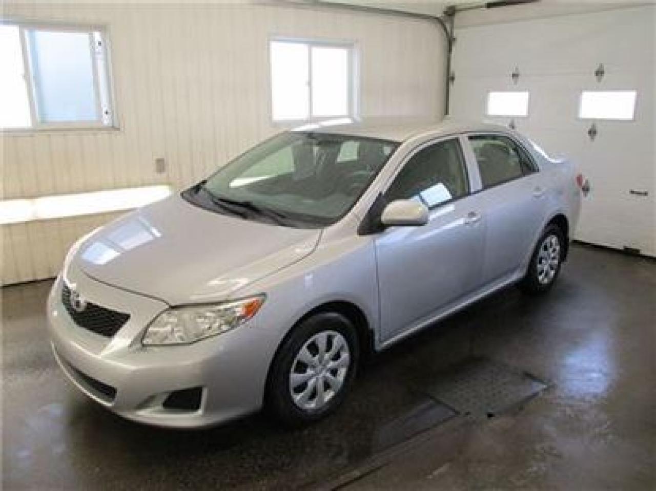 Used 2010 Toyota Corolla CE for sale in Saint-jerome, QC
