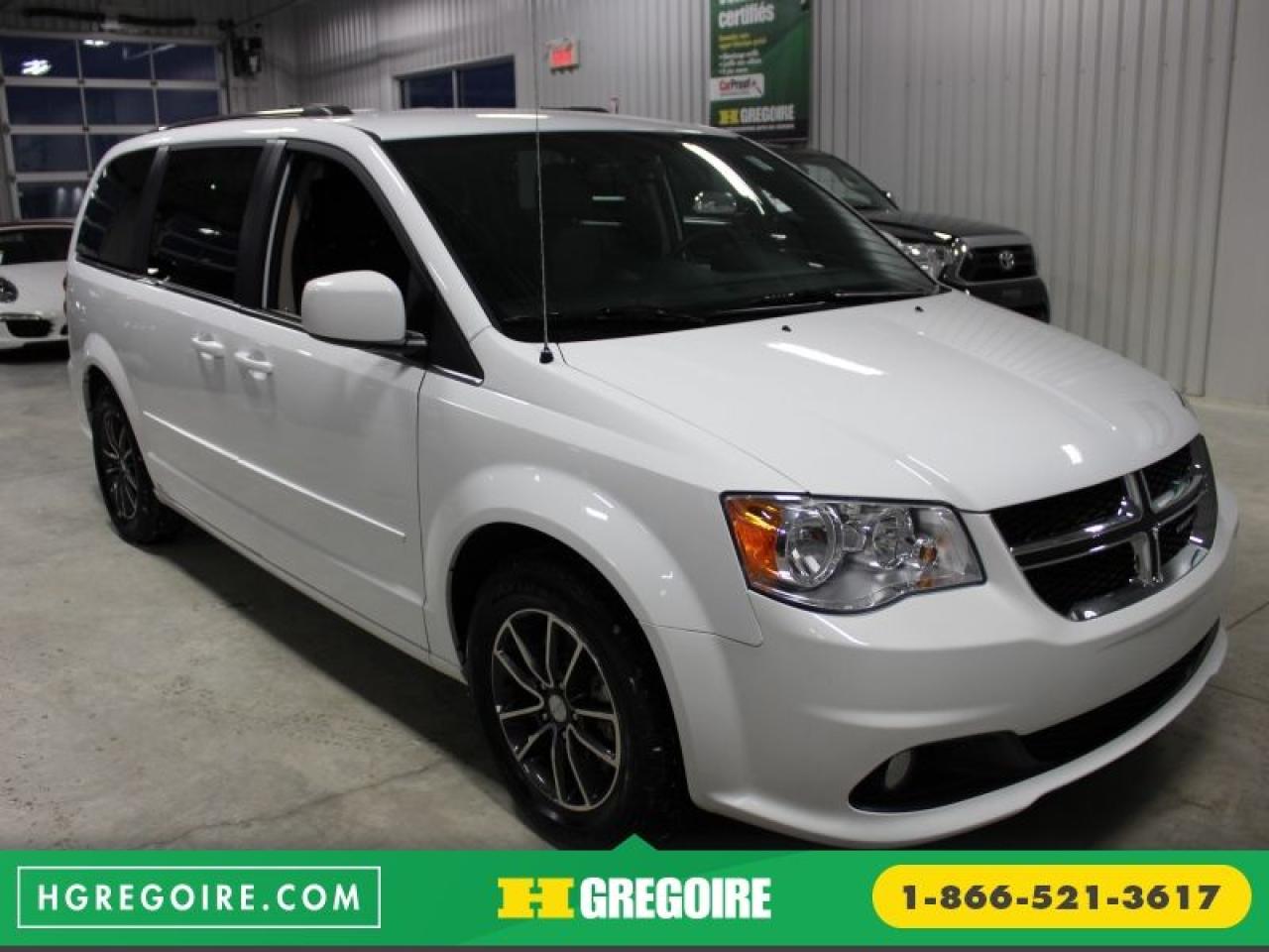 Used 2017 Dodge Grand Caravan Sxt Black Top for sale in St-Léonard, QC
