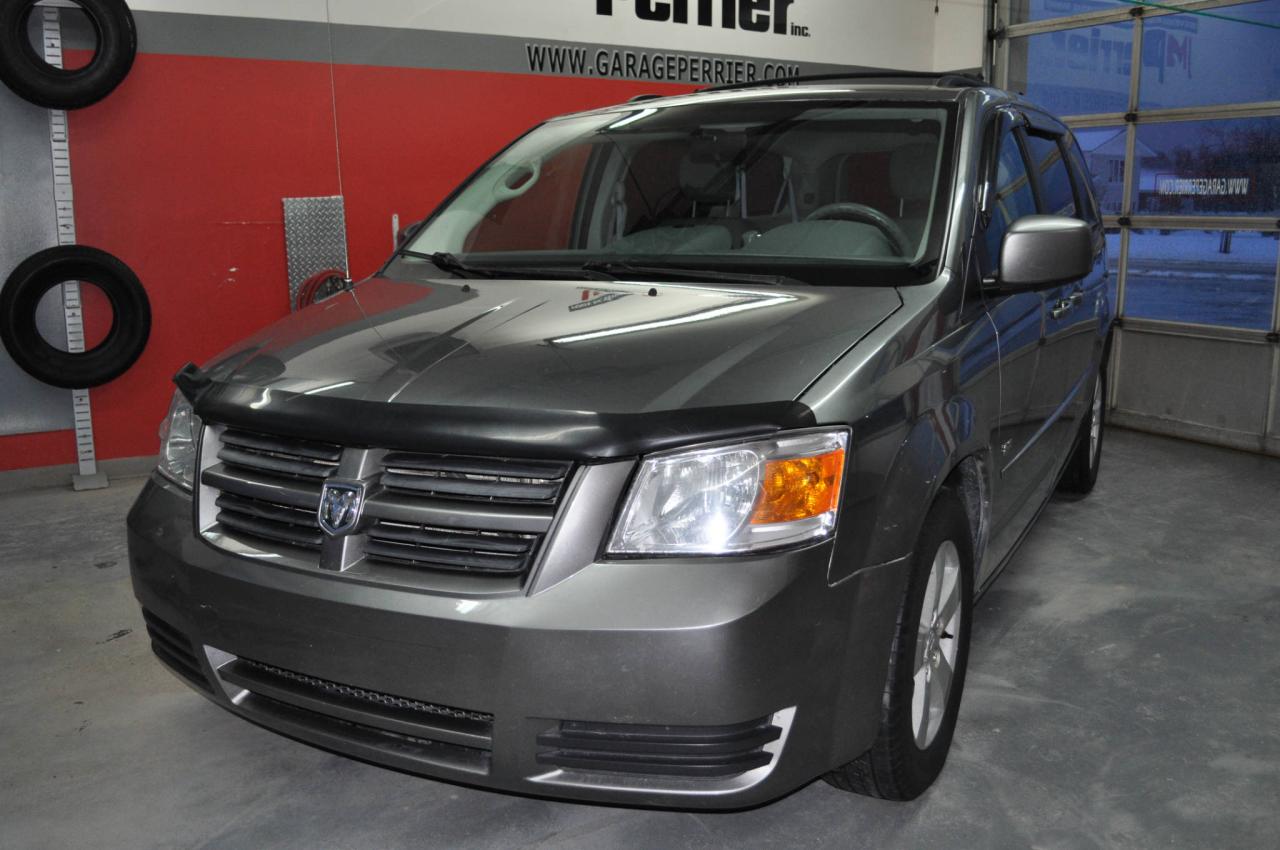 Used 2009 Dodge Grand Caravan Grand Caravan Se Stow&Go A/c+Cruze for sale in Longueuil, QC