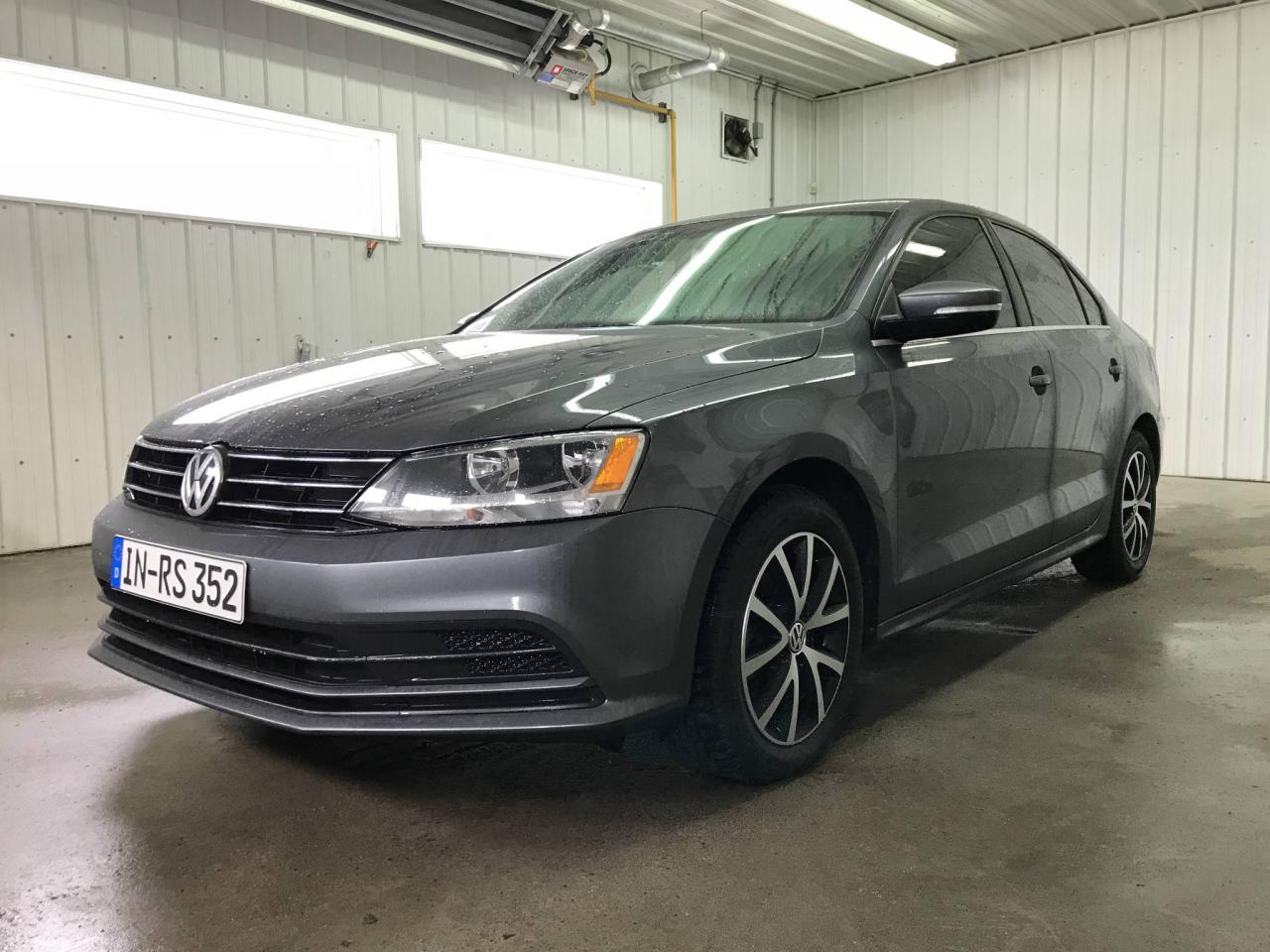 Used 2016 Volkswagen Jetta 1.4 Tsi Comfortline for sale in Chicoutimi, QC