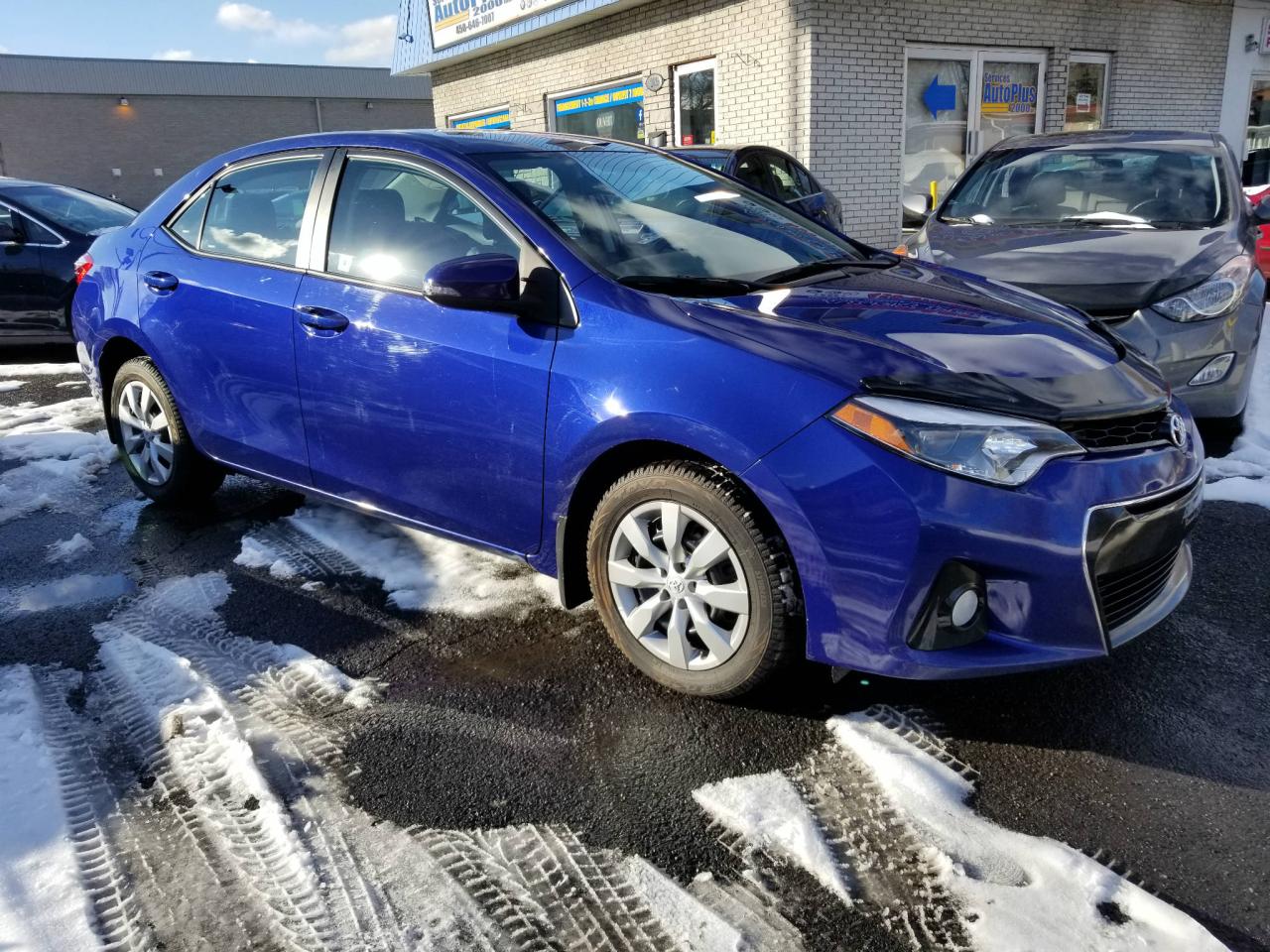 Used 2014 Toyota Corolla Toyota Corolla Type S 2014 auto for sale in Longueuil, QC
