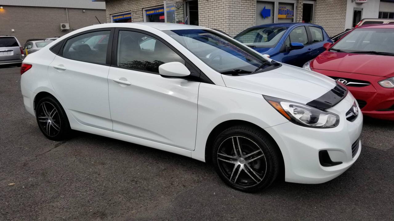 Used 2013 Hyundai Accent FULL - A/C - MANUELLE - CRUISE for sale in Longueuil, QC