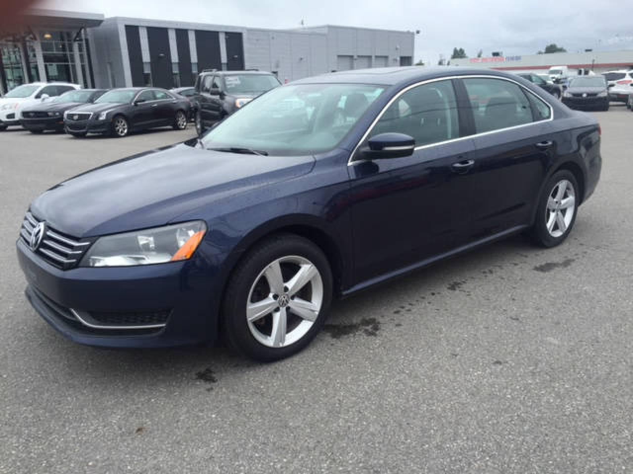 Used 2013 Volkswagen Passat Berline 4 portes 2,5 L, boîte manuelle, for sale in Chicoutimi, QC