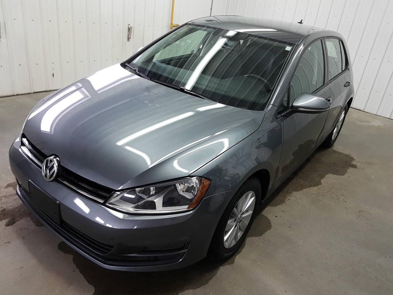Used 2015 Volkswagen Golf 2.0 TDI Trendline à hayon 5 portes DSG for sale in Chicoutimi, QC