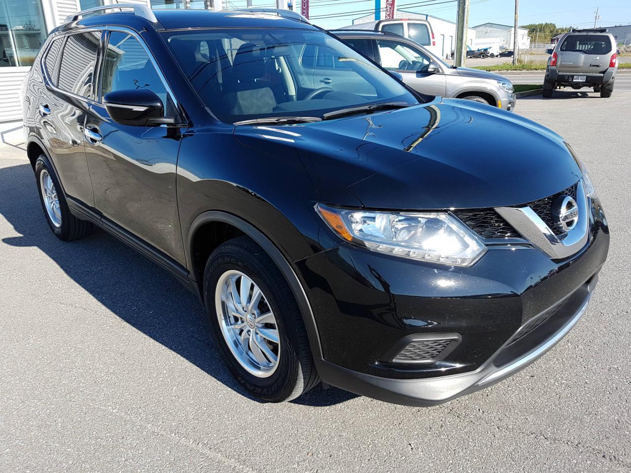 Used 2015 Nissan Rogue Traction intégrale, 4 portes S for sale in Chicoutimi, QC