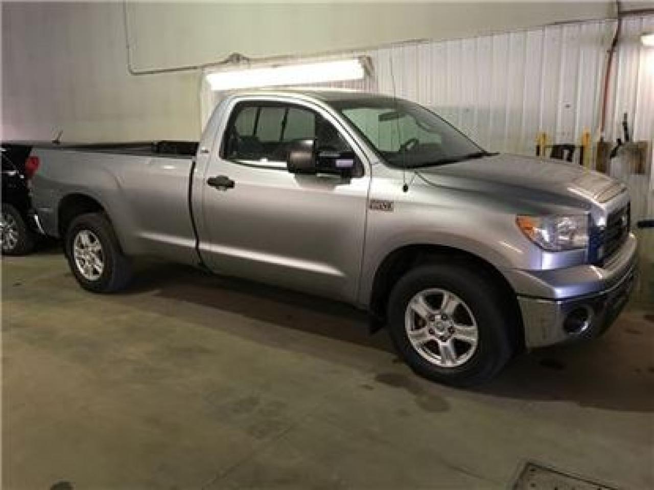 Used 2009 Toyota Tundra DLX 5.7L V8 for sale in Montreal, QC