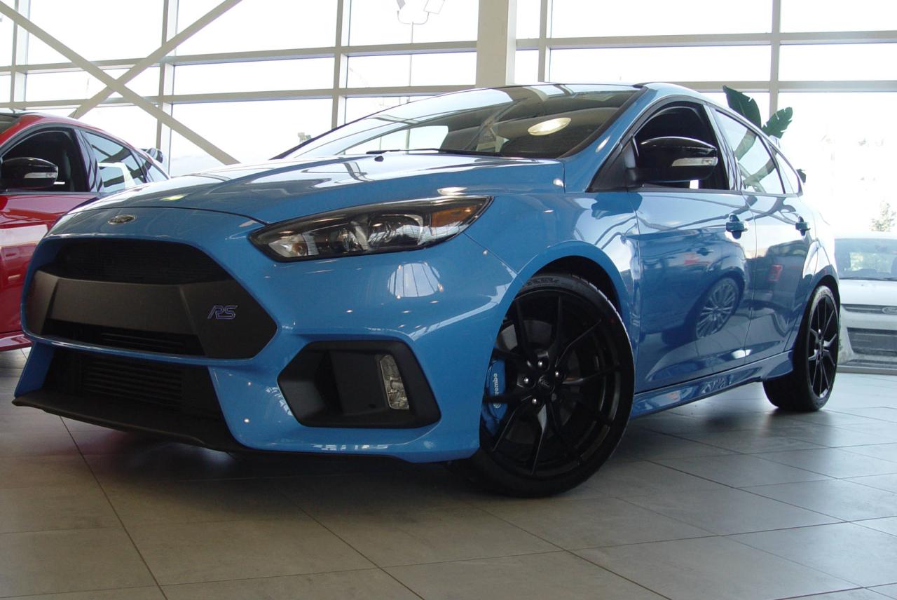 Used 2018 Ford Focus RS Hatchback for sale in Laval, QC