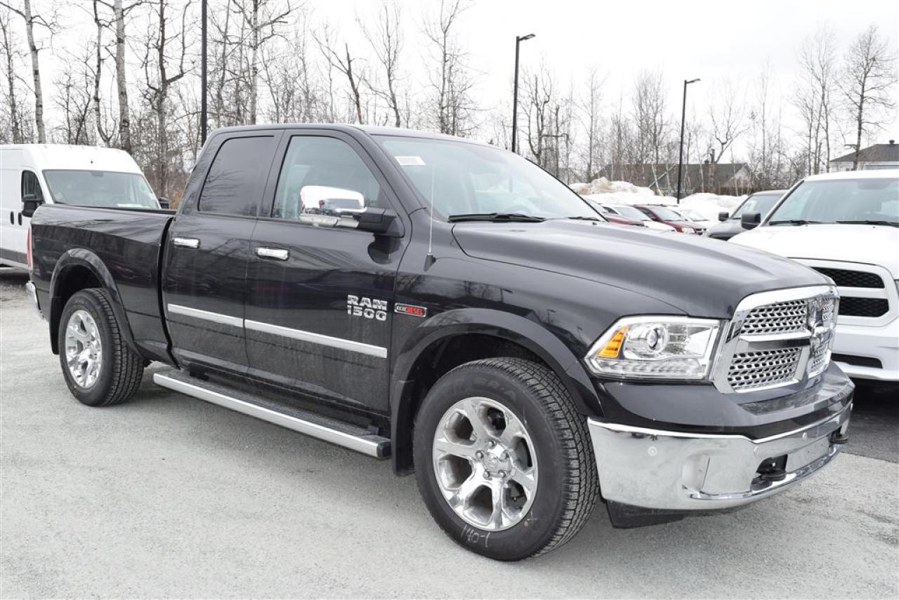 Used 2017 Ram 1500 Laramie Quad Cab 4x4 for sale in Sherbrooke, QC