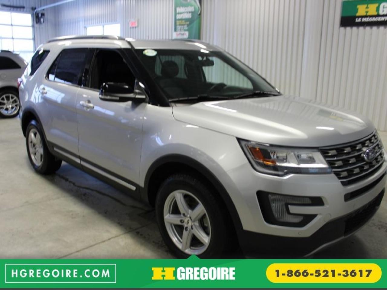 Used 2017 Ford Explorer XLT AWD CUIR-TOIT for sale in St-Léonard, QC