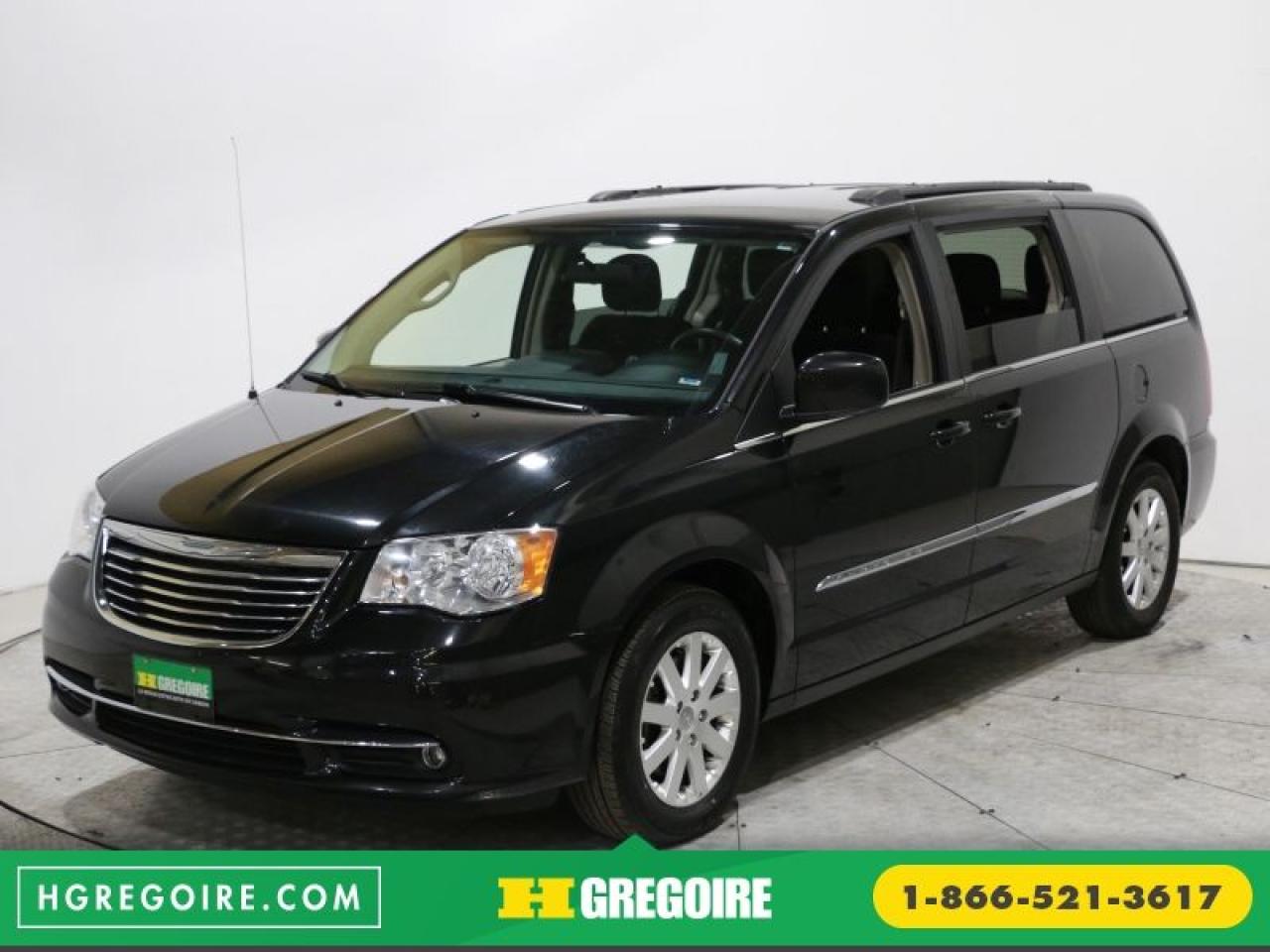 Used 2015 Chrysler Town & Country Touring Mags Camera for sale in St-Léonard, QC