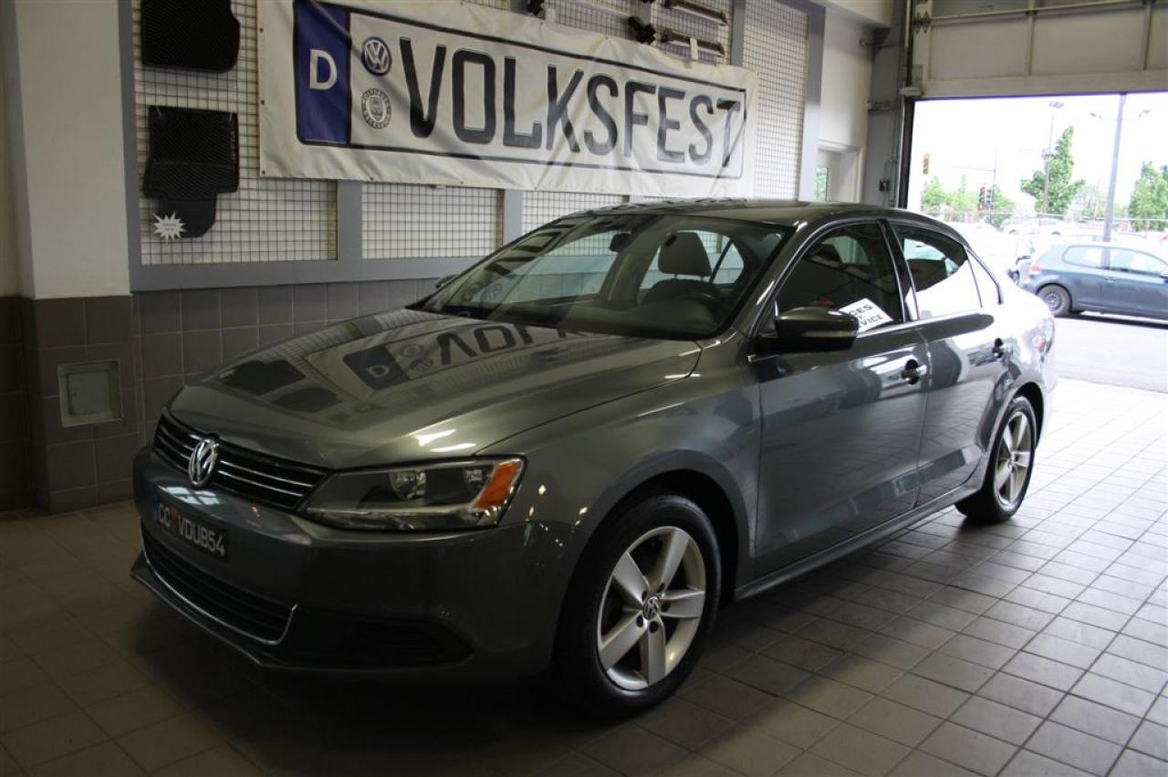 Used 2013 Volkswagen Jetta 2.5l, Aut, A/c for sale in Lasalle, QC
