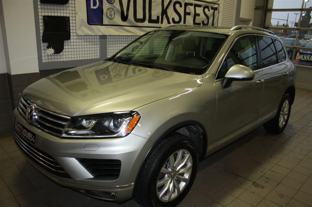 Used 2016 Volkswagen Touareg 3.6l Comfortline for sale in Lasalle, QC