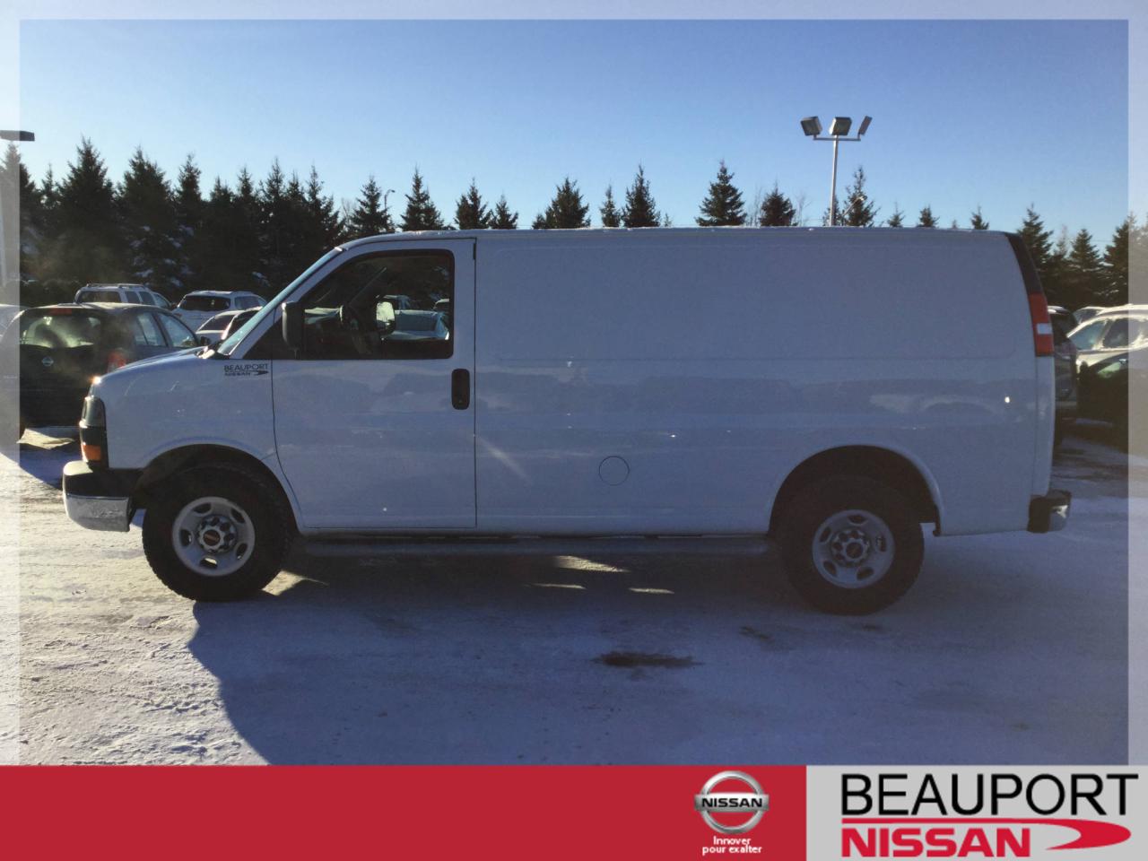 Used 2016 GMC 2500 SAVANA CARGO COURT for sale in Beauport, QC