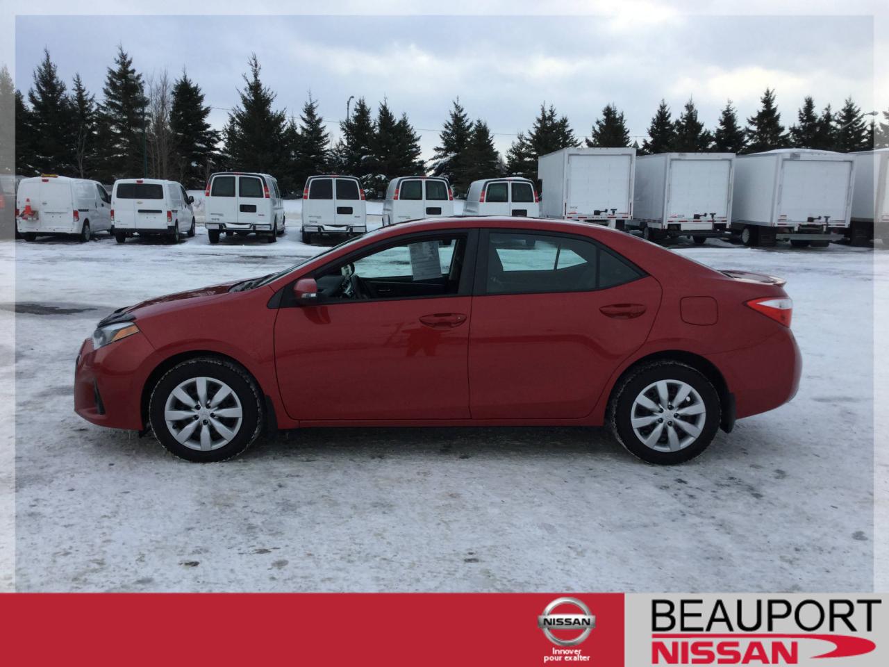 Used 2014 Toyota Corolla Berline 4 portes CVT S for sale in Beauport, QC