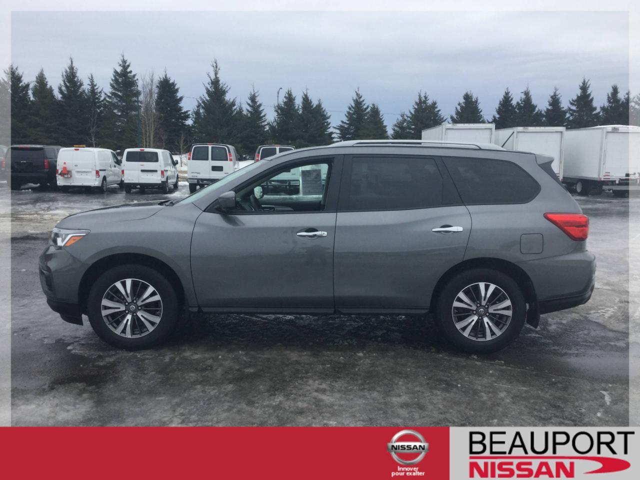 Used 2017 Nissan Pathfinder Sl Awd for sale in Beauport, QC