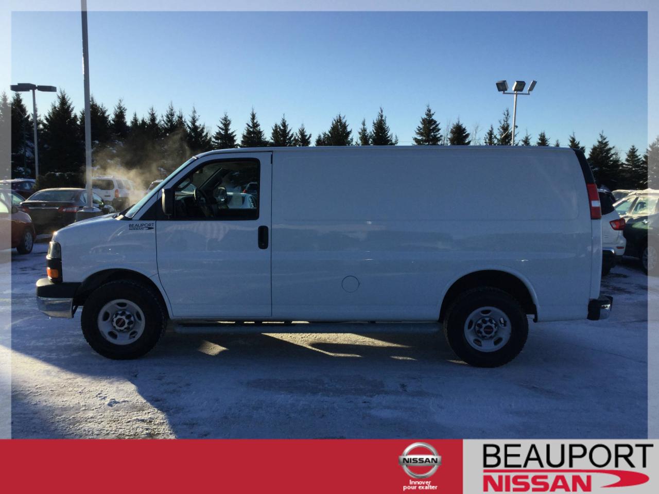 Used 2016 GMC 2500 CARGO COURTE for sale in Beauport, QC