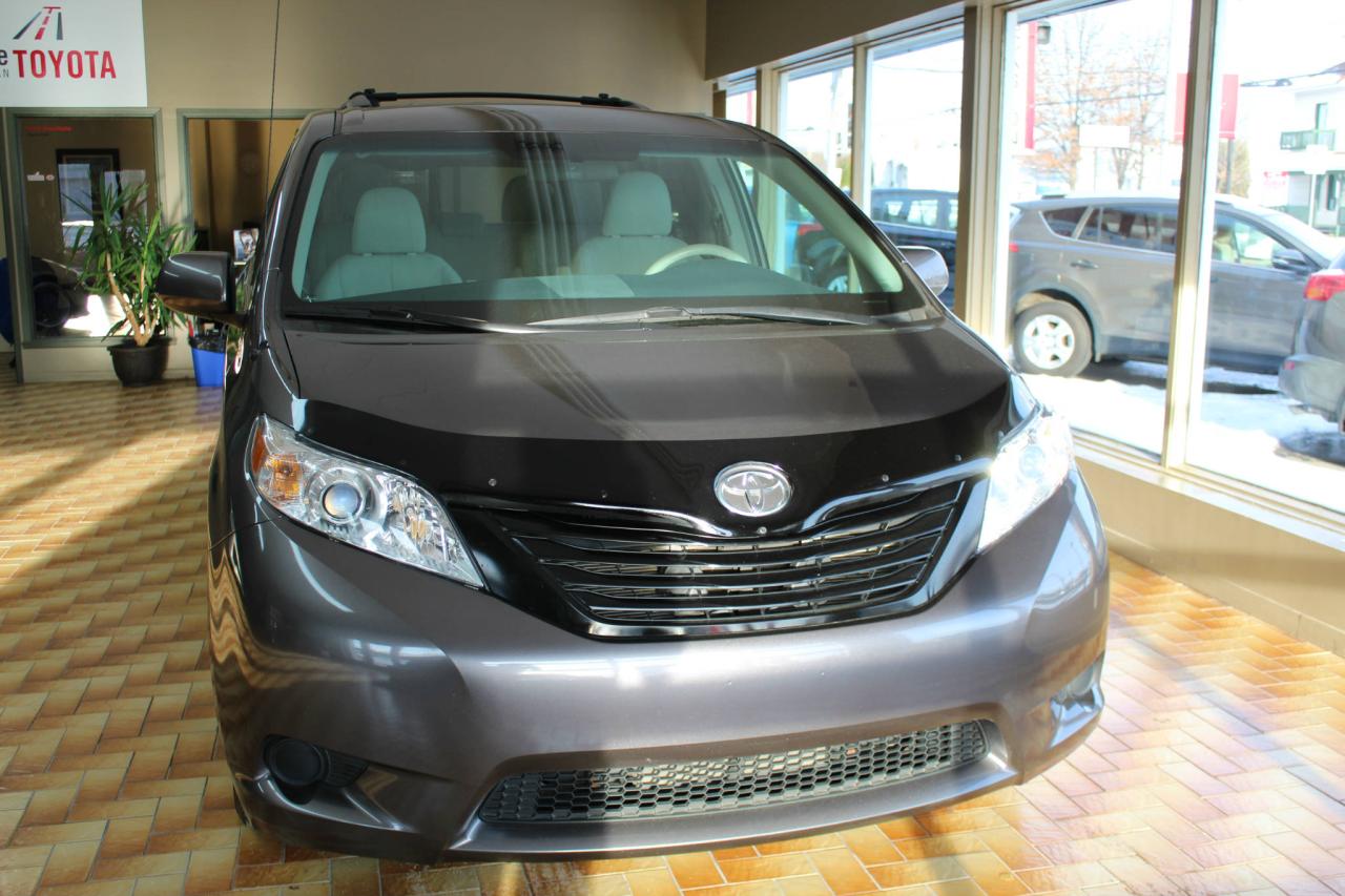 Used 2014 Toyota Sienna 7 places 5 portes TA for sale in Shawinigan, QC