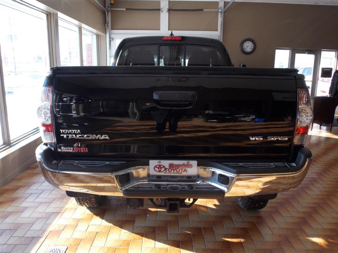 Used 2015 Toyota Tacoma 4 RM, cabine double, V6, boîte automatiq for sale in Shawinigan, QC