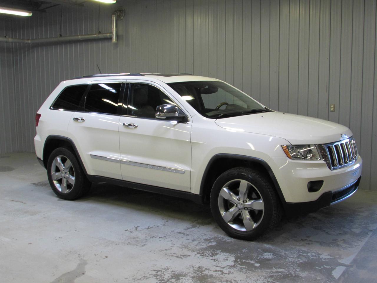 <a href=https://www.paquetnissan.com/occasion/Jeep-Grand_Cherokee-2011.html>https://www.paquetnissan.com/occasion/Jeep-Grand_Cherokee-2011.html</a>

NAVIGATION!
MOTEUR 5.7 LITRES!
INTÉRIEUR EN CUIR!
CAMÉRA DE RECUL!
SIÈGES CHAUFFANTS AVANT!
VOLANT CHAUFFANT!
ROUES DALLIAGES!
MAIN LIBRE CELLULAIRE!
140$ PAR SEMAINE taxes incluses, 0 $ CASH.*AWD, FIABLE & ÉCONOMIQUE, BALANCE GARANTIE SUPPLÉMENTAIRE DISPONIBLE. Le Meilleur prix et le meilleur SERVICE garanti,. LE PLUS GROS INVENTAIRE DE NISSAN DOCCASIONS DE LA PROVINCE.
Des véhicules CERTIFIÉS & INSPECTÉS par des techniciens certifiés. Problème de crédit? On s occupe de vous!! 100% APPROUVÉ.. Les meilleurs taux de financement, un service à votre écoute et une vente sans pression. UN SEUL ENDROIT PAQUET NISSAN MEMBRE DU GROUPE PAQUET 3580 BOULEVARD GUILLAUME-COUTURE LÉVIS A 5 MINUTES DES PONTS, PRÈS DE STE-FOY, PRÈS DE QUEBEC, PRÈS DE MONTMAGNY, PRÈS DE ST-NICOLAS.