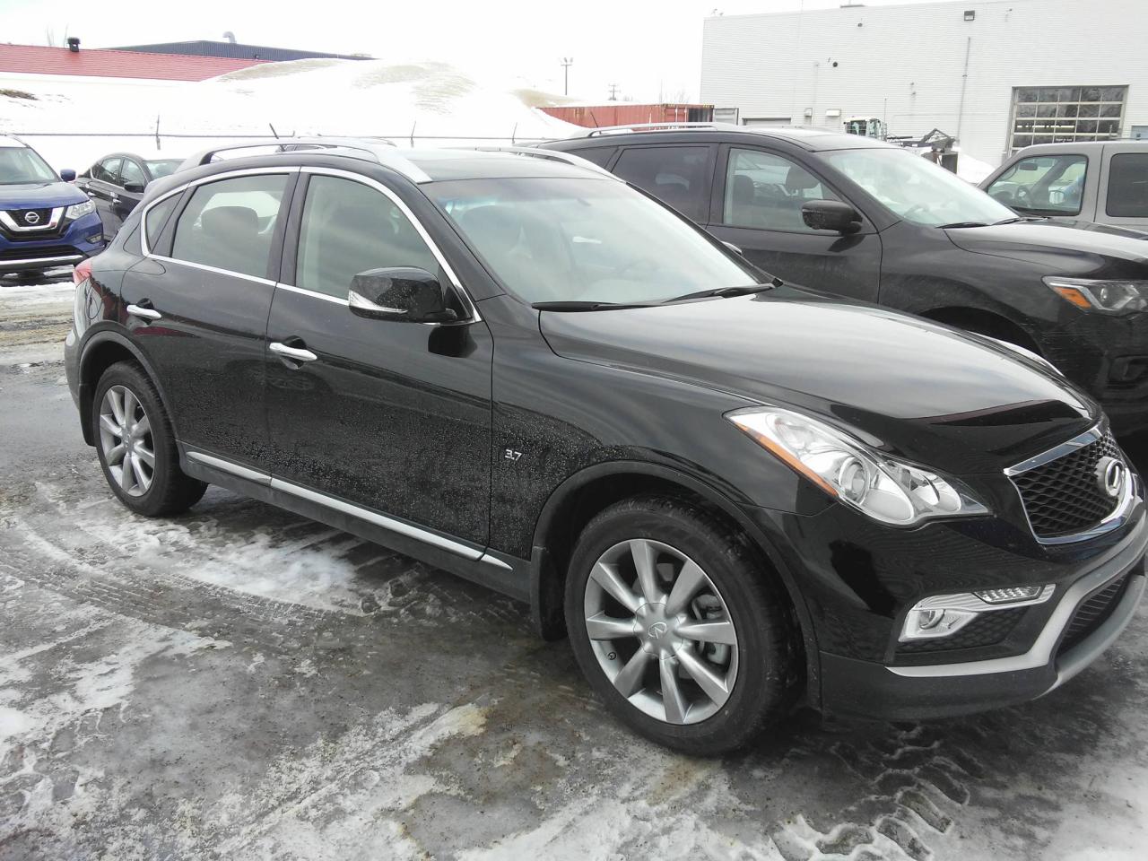 Used 2017 Infiniti QX50 AWD *TOIT-CUIR-CAMÉRA* for sale in Lévis, QC