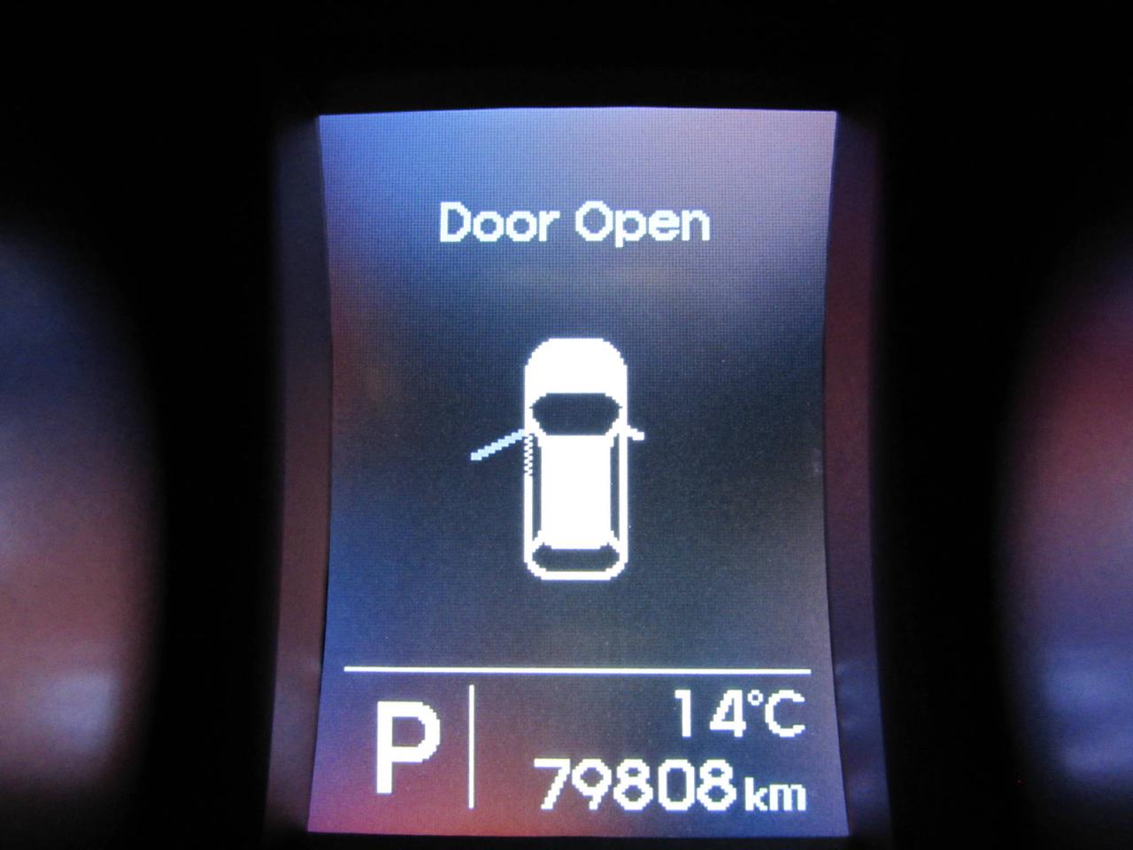 667543.11758971