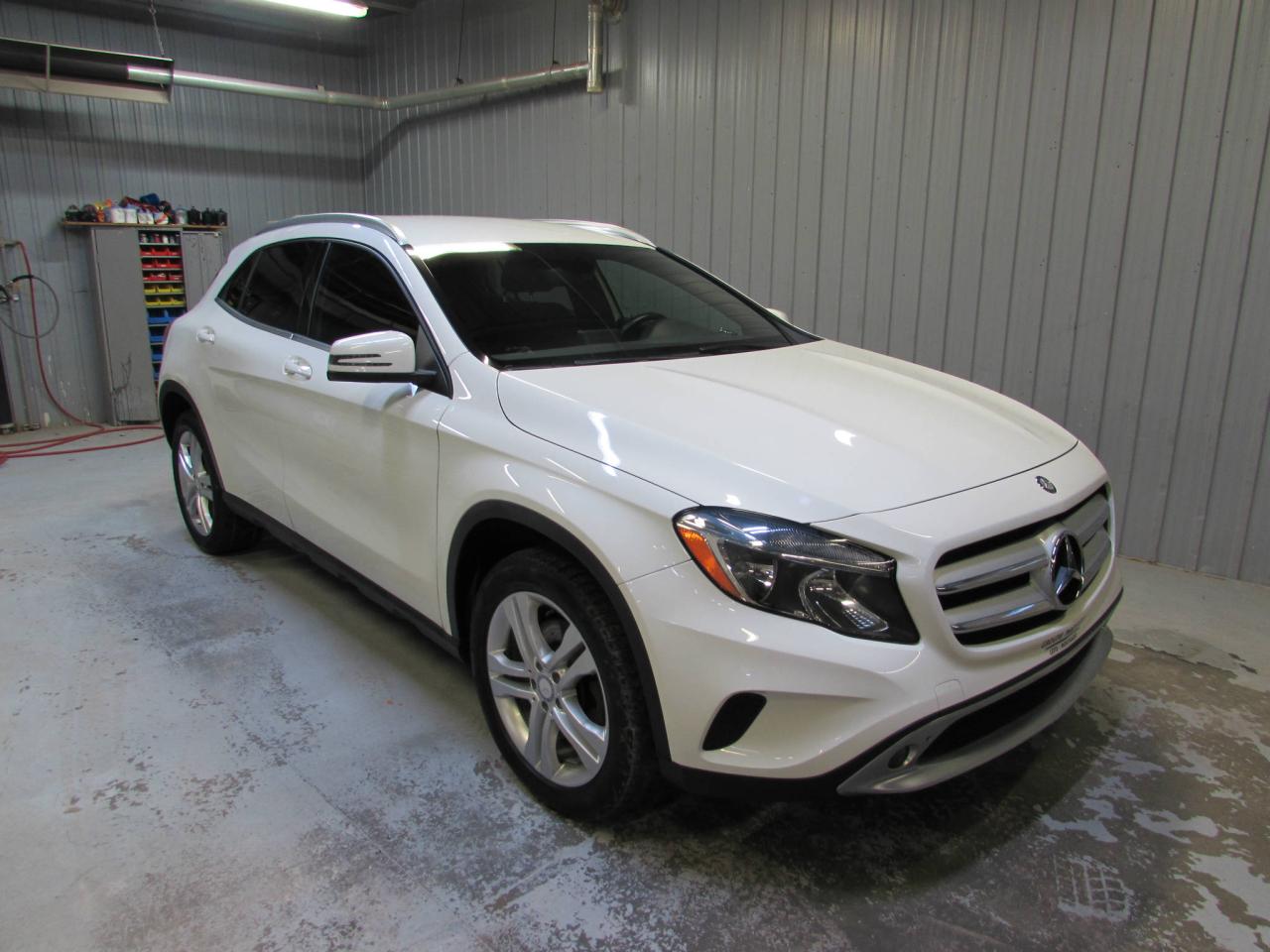 Used 2015 Mercedes-Benz GLA250 GLA 250 4MATIC *CUIR-MAIN LIBRE CELLULAI for sale in Lévis, QC