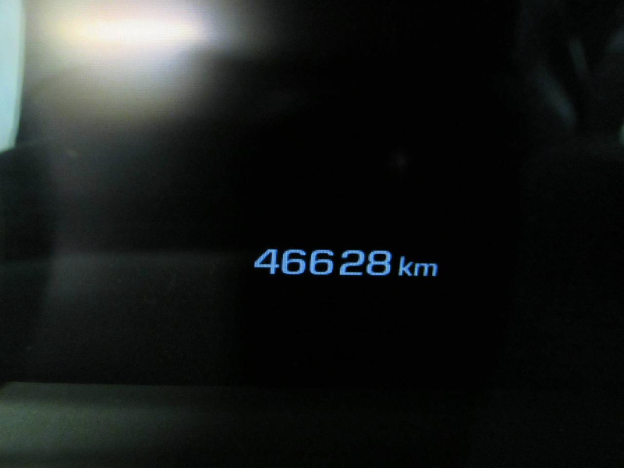 667563