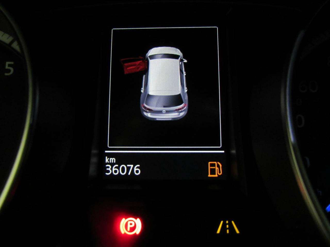 667564