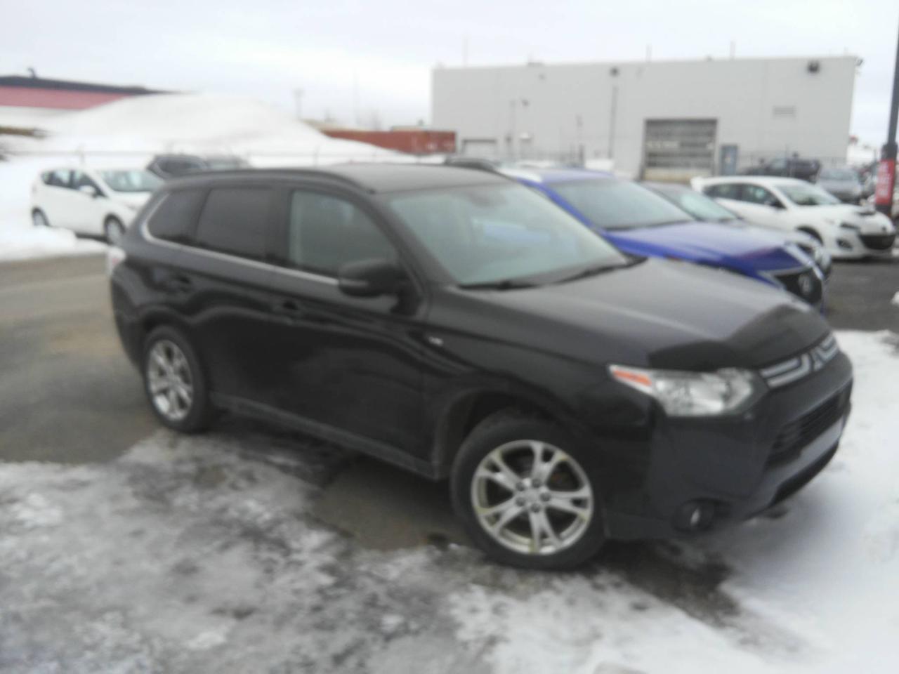 Used 2014 Mitsubishi Outlander GT AWC *TOIT-CUIR-CAMÉRA* for sale in Lévis, QC