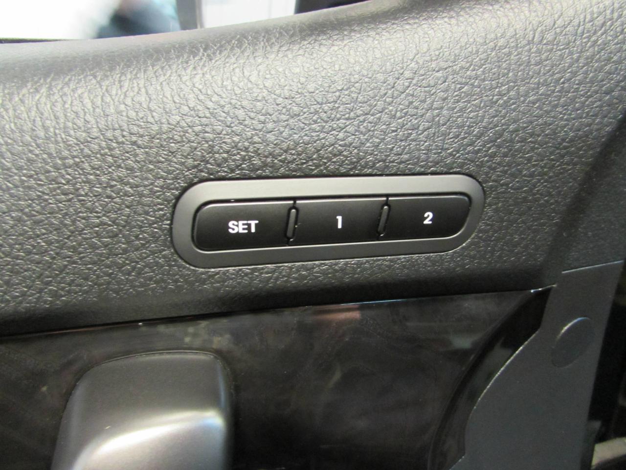 667593.11760417
