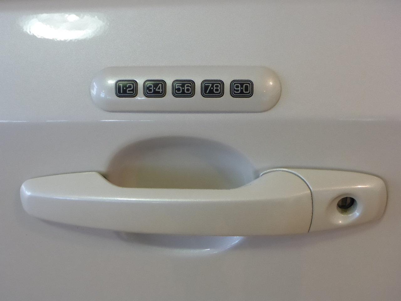 667604.11760653
