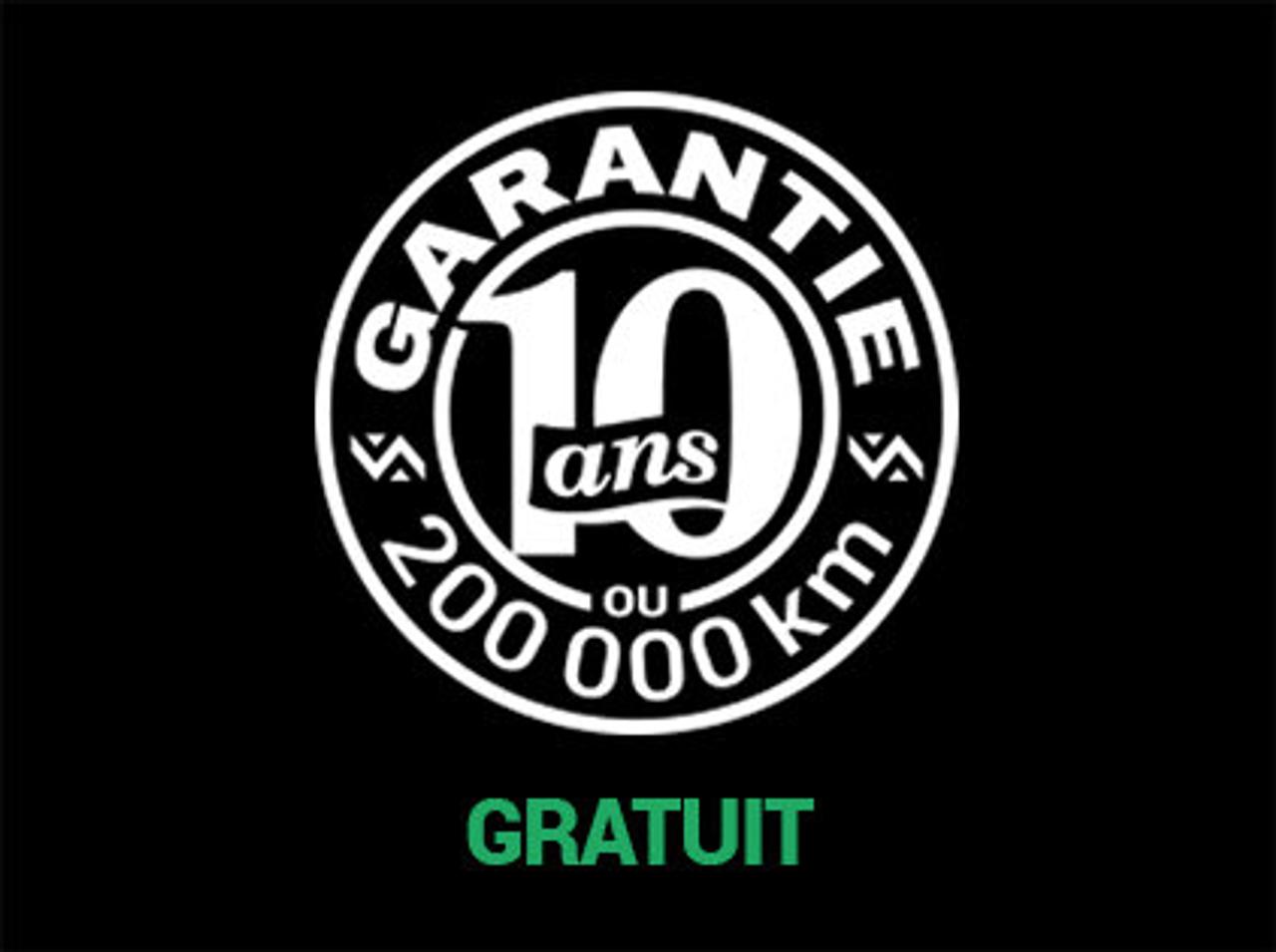 667653.11761564
