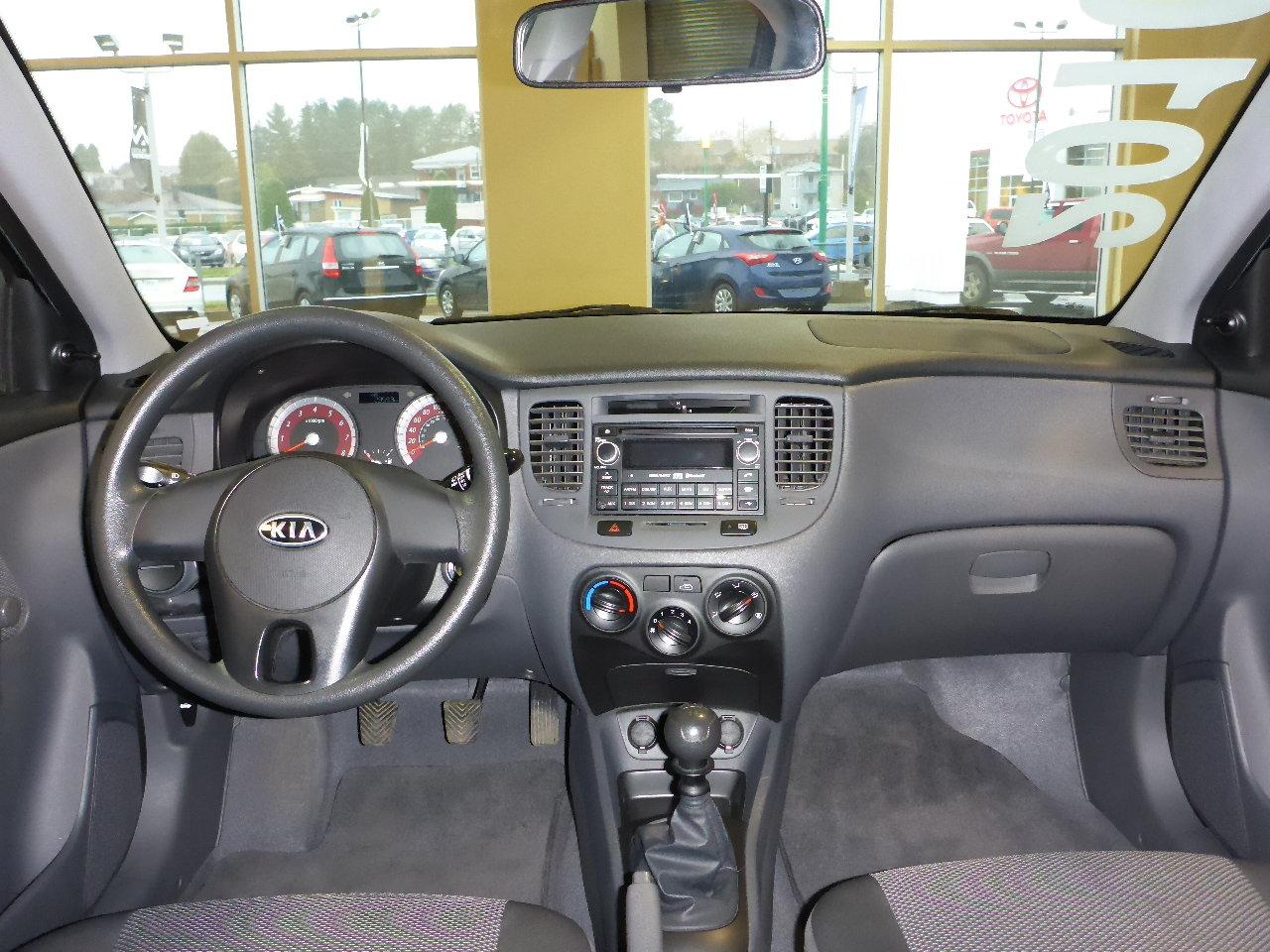 667686.11762196