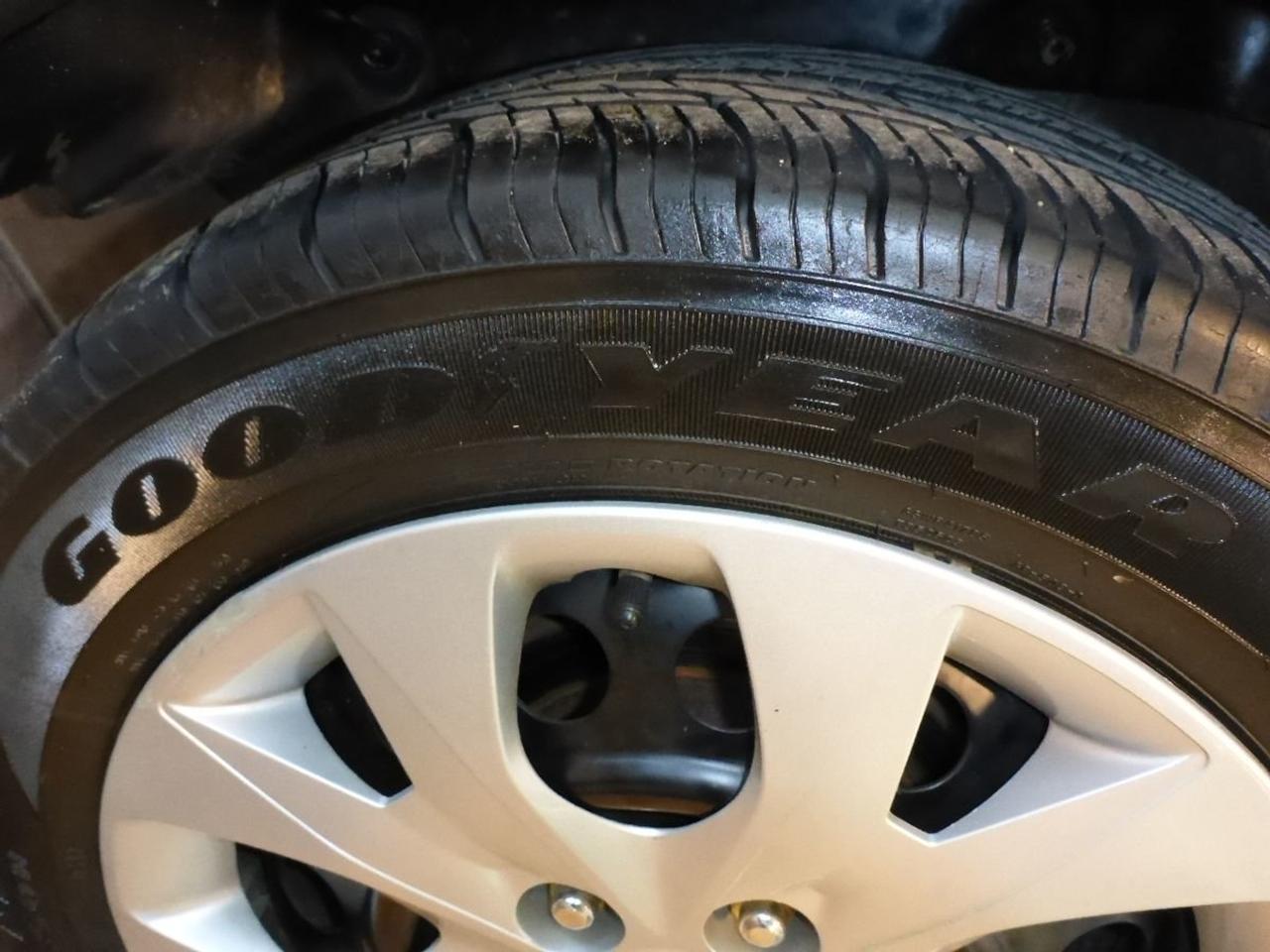 667731.11763137