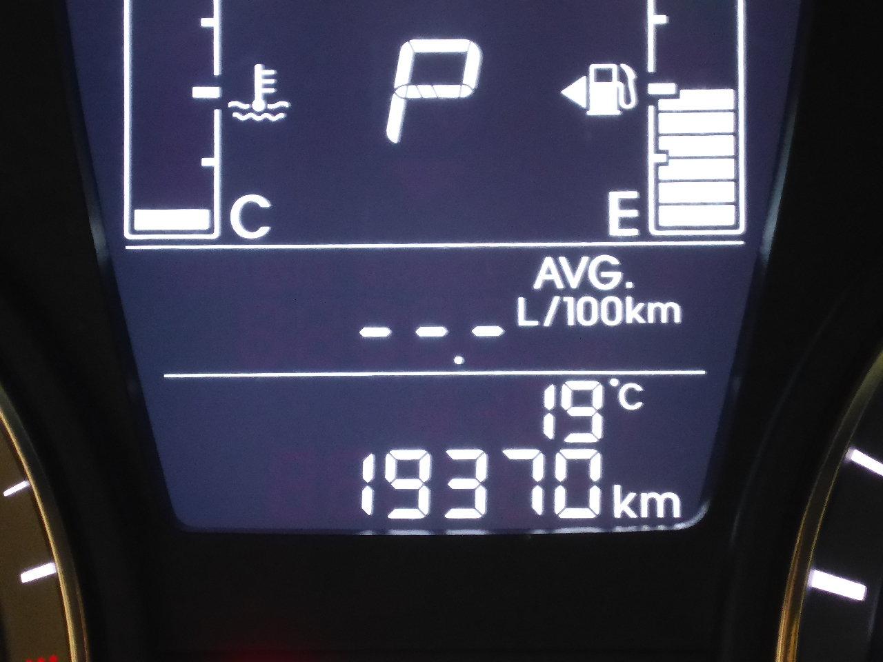 667743