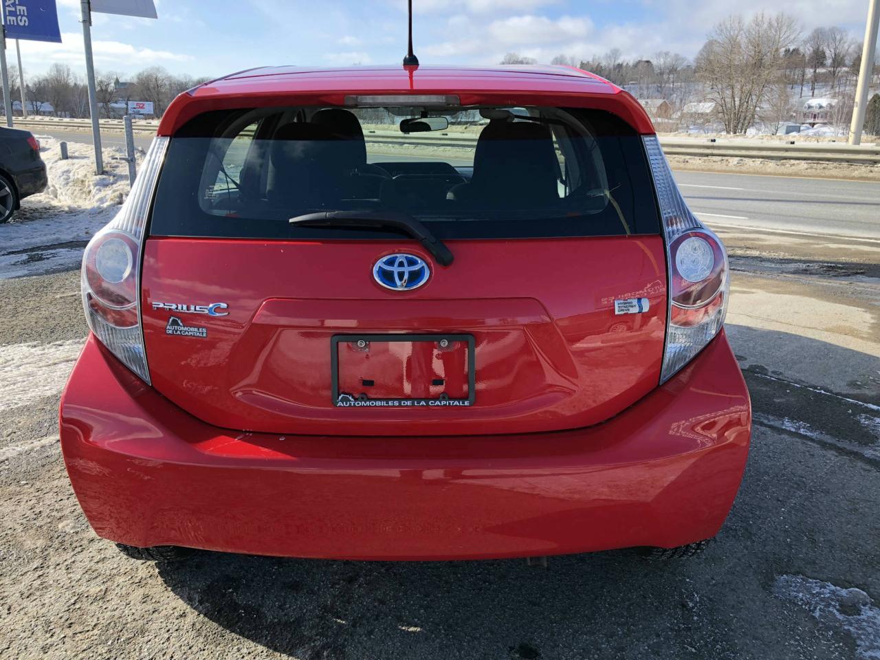 667794