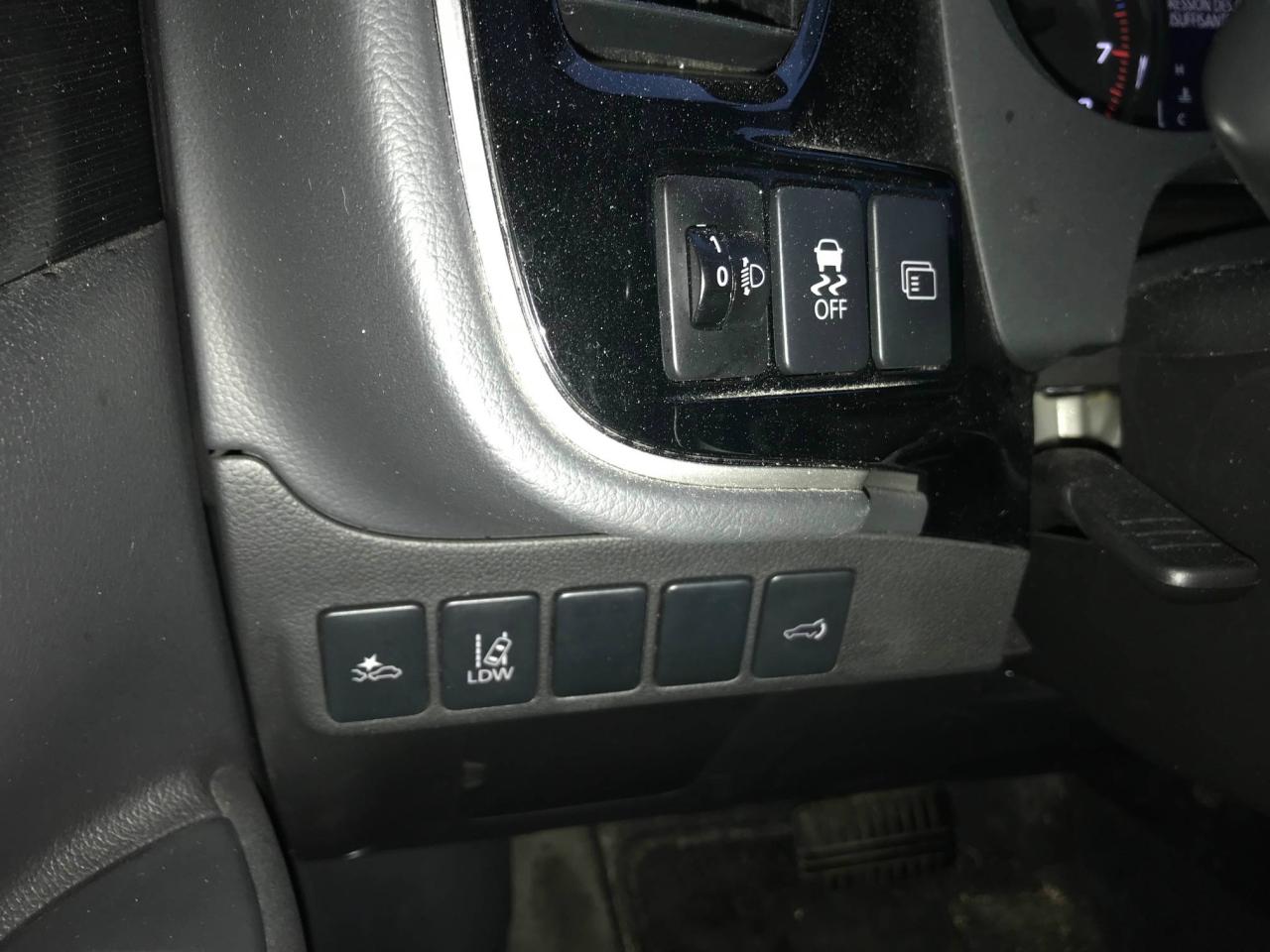 667825
