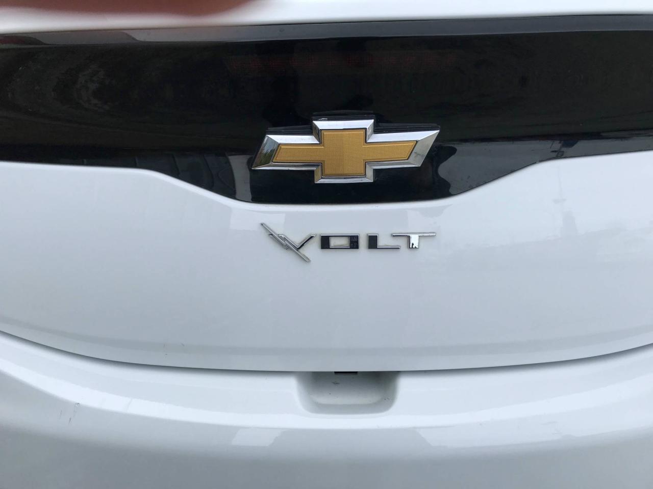 667833