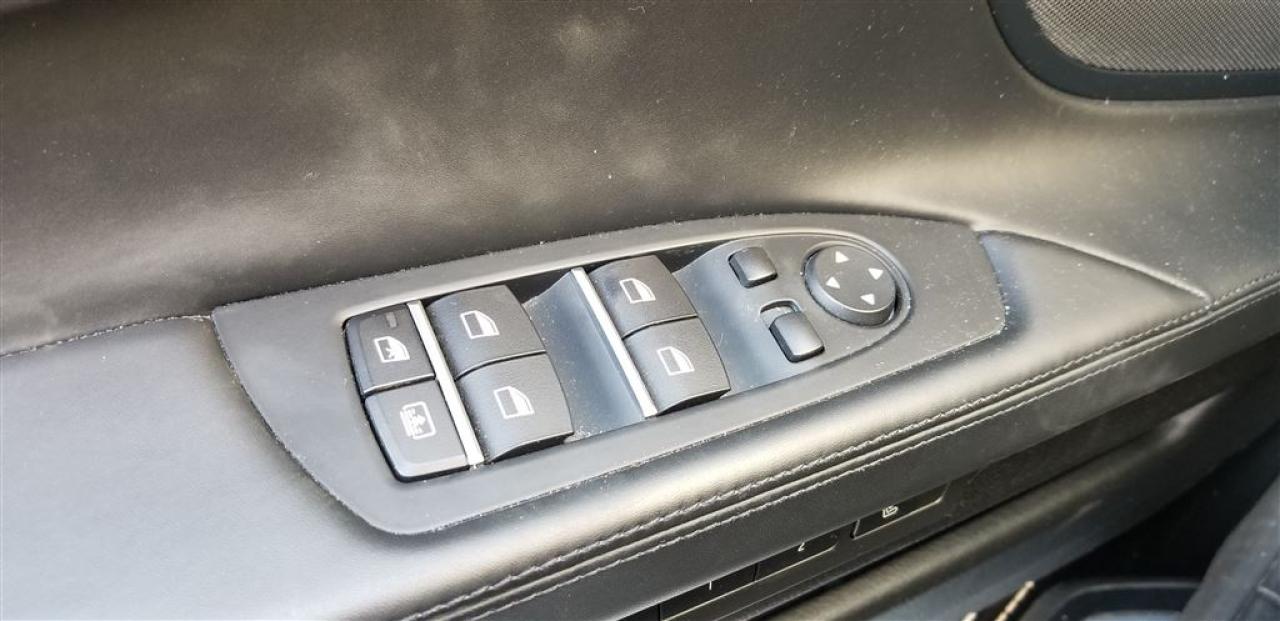 667873