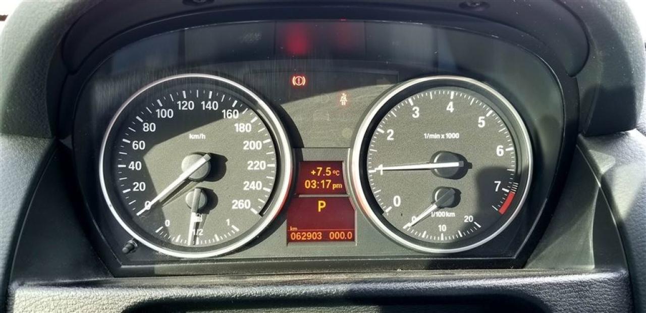 667879