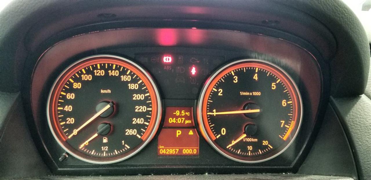667882.11766324